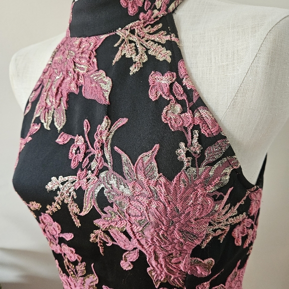 Size S Asian Inspired Floral Dress - Picture 3 of 4